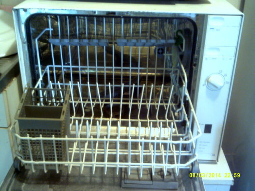 Machine a laver la vaisselle Electroménager