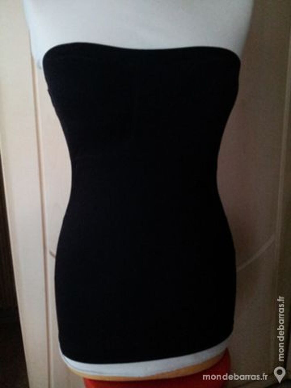 plusieurs v&ecirc;tements femme Vêtements