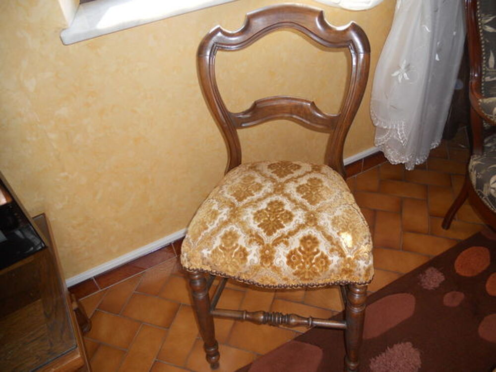 belles chaises Napol&eacute;on III tr&egrave;s bon &eacute;tat Meubles
