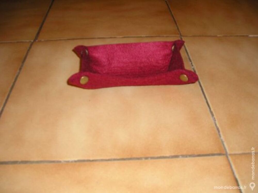 - vide poche ted lapidus - en feutre bordeaux Maroquinerie