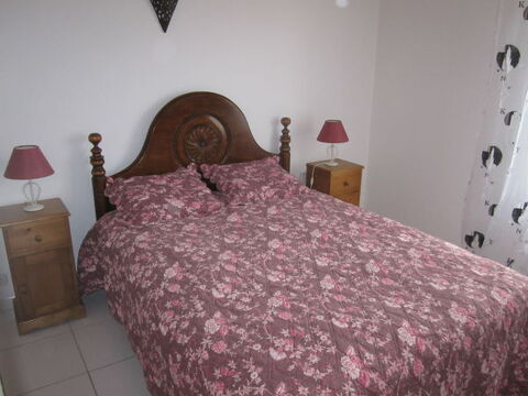 lit en noyer 160 Saint-Pierre-d'Olron (17)