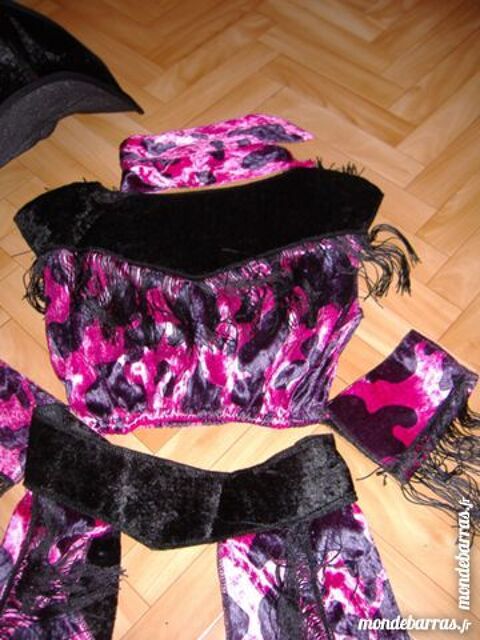 dguisement de cowboy 15 Bastia (20)