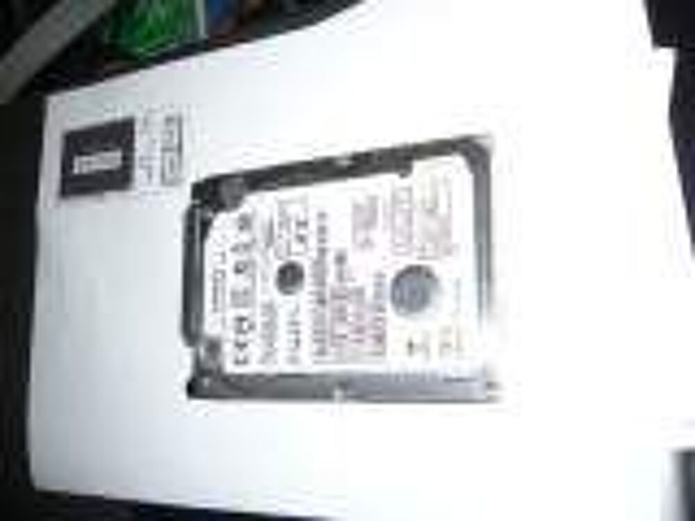disque dur Sata Hitachi 320Gb &agrave; r&eacute;parer Matériel informatique