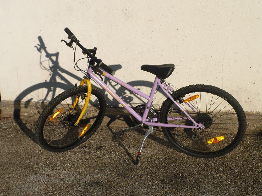 Re-CYCLE-age de tout type de v&eacute;los. Vélos