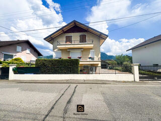  Maison  vendre 8 pices 160 m