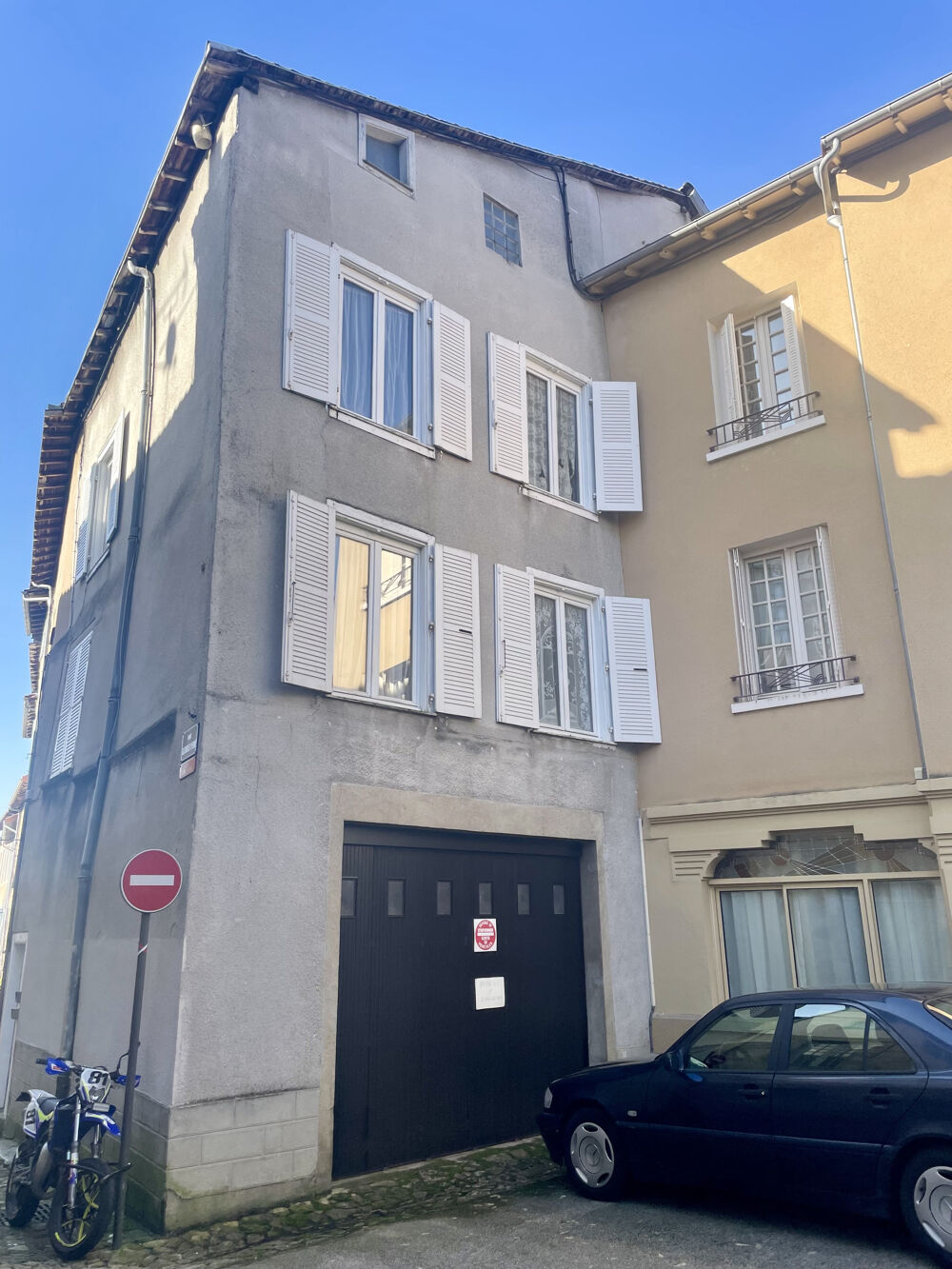 Vente Immeuble Immeuble de deux appartements, garage et cour Saint-lonard-de-noblat