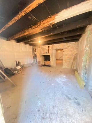  Maison  vendre 6 pices 260 m