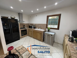  Maison � vendre 9 pi�ces 220 m�