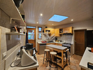  Maison � vendre 8 pi�ces 225 m�