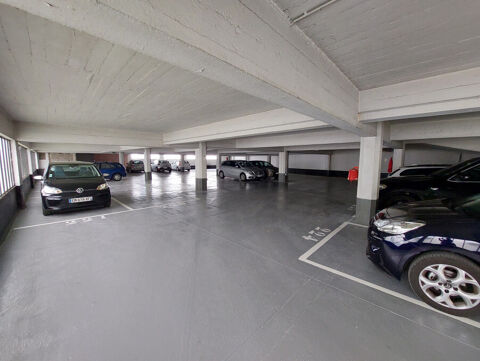  Parking / Garage � louer 3 m�