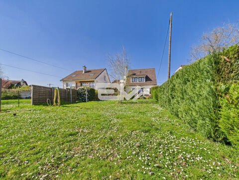   Maison individuelle situe dans le massif de Saint Thierry Maison - 7 pice(s) - 128 m
