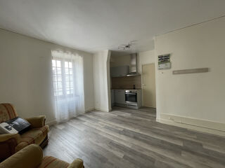  Appartement Saint-Lonard-de-Noblat (87400)