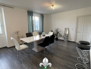  Appartement  louer 3 pices 105 m