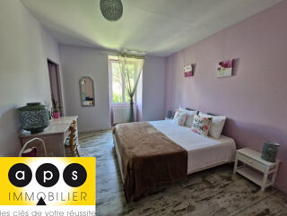  Maison � vendre 10 pi�ces 335 m�