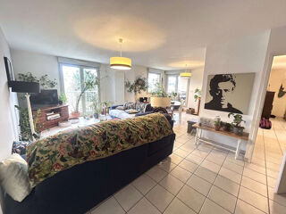  Appartement  vendre 6 pices 117 m