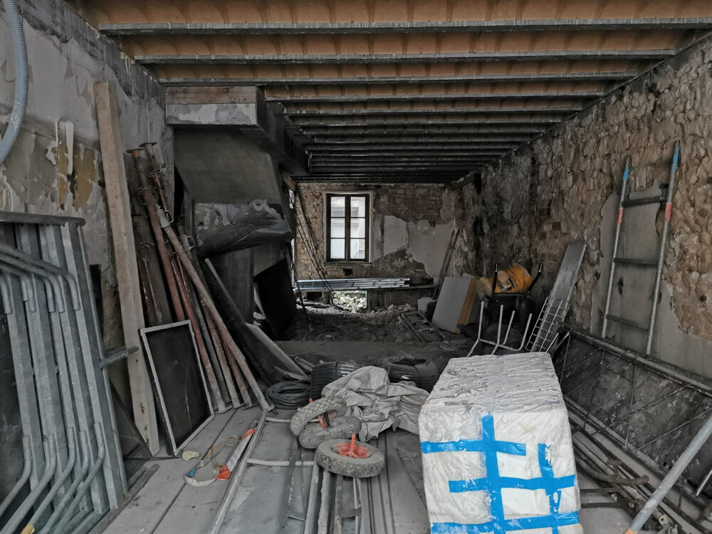   Local Commercial 65m 