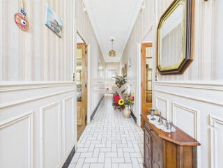  Maison à vendre 8 pièces 225 m²
