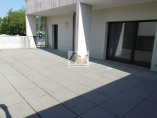 Maison  louer 3 pices 89 m