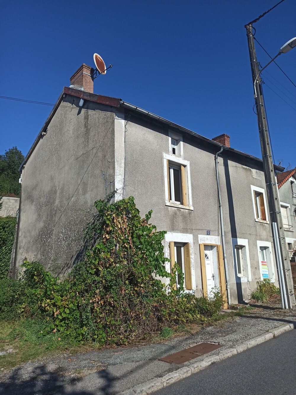 vente Maison - 4 pice(s) - 103 m Bourganeuf (23400)