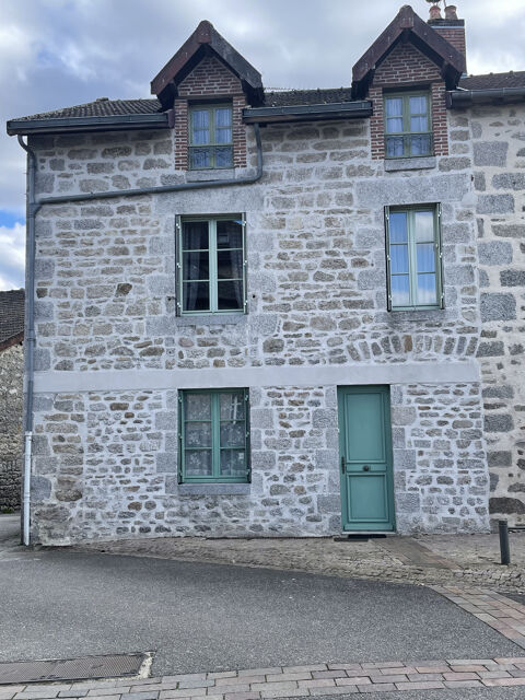 Beaucoup de cachet pour cette maison de village en pierre 99500 Sauviat-sur-Vige (87400)
