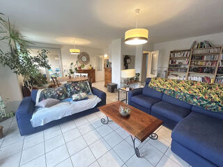  Appartement  vendre 6 pices 117 m
