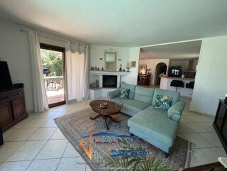  Maison � vendre 9 pi�ces 220 m�