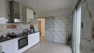  Maison  louer 6 pices 220 m