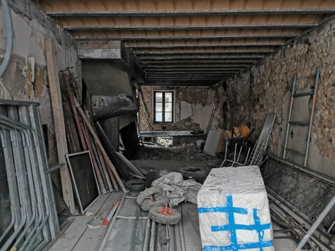 Local Commercial 65m² 1000 54700 Pont a mousson