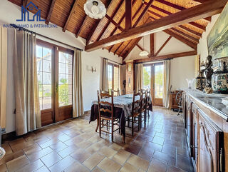  Maison � vendre 7 pi�ces 228 m�