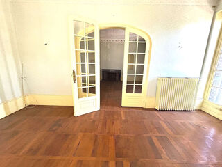  Appartement  vendre 15 + pices 400 m