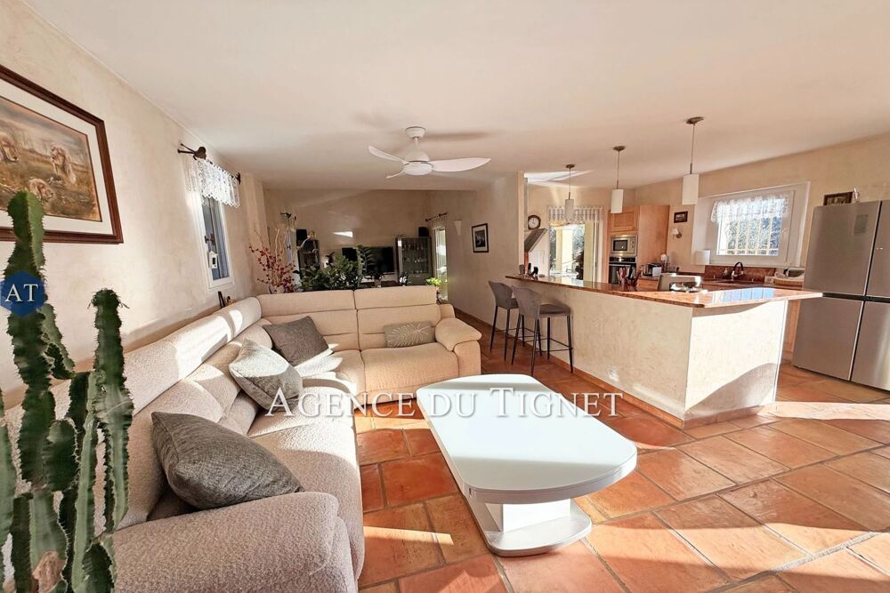 � vendre  Maison Saint-C�zaire-sur-Siagne (06530)