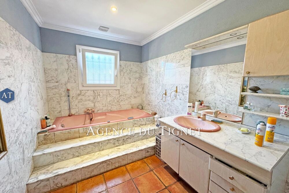 � vendre  Maison Saint-C�zaire-sur-Siagne (06530)