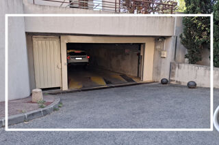  Parking / Garage à vendre 13 m²