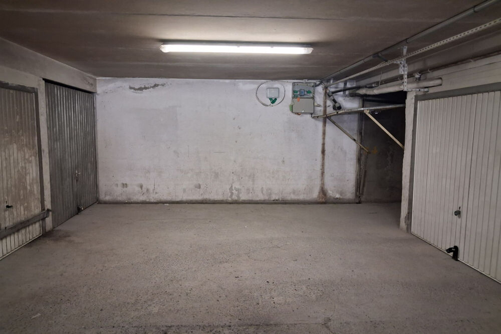 Vente Parking/Garage GARAGE 11 M² : EN RDC Grasse