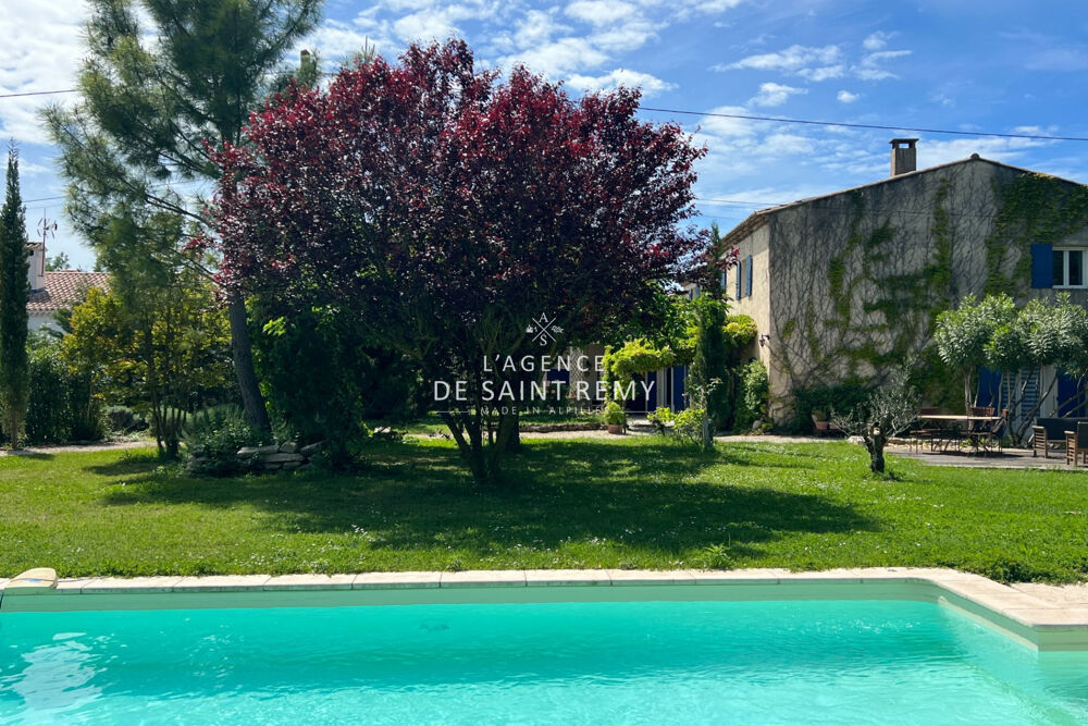 Mas Provençal rénové avec piscine et potentiel exceptionnel à