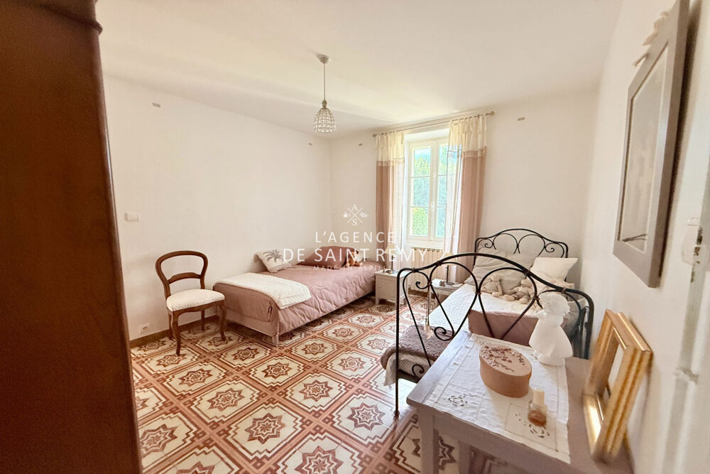  vendre  Maison Saint-tienne-du-Grs (13103)