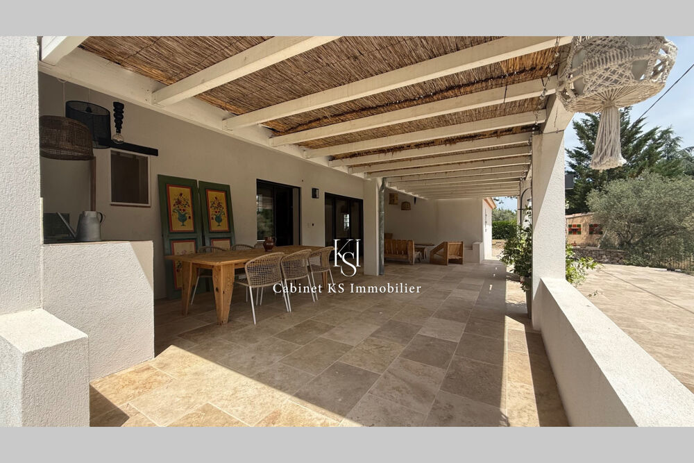 VILLA CLIMATISÉE STUDIO PISCINE VARANGUE ET PLUS DE 4500 M2 DE