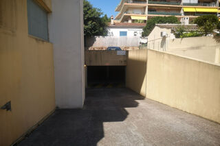  Parking / Garage à vendre 13 m²