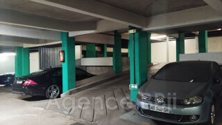  Parking / Garage  vendre 13 m