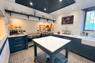  Maison � vendre 6 pi�ces 200 m�