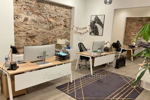 A vendre Murs boutique ou bureau en centre-ville de Cogolin. 270000 83310 Cogolin