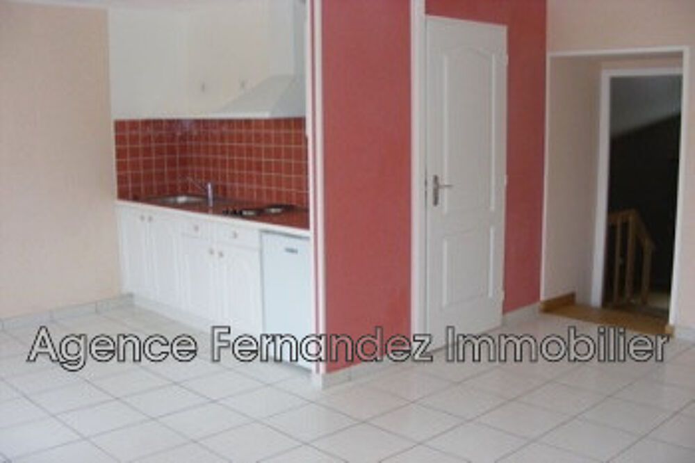 Location Appartement Appartement type 1 centre ville: Marcigny