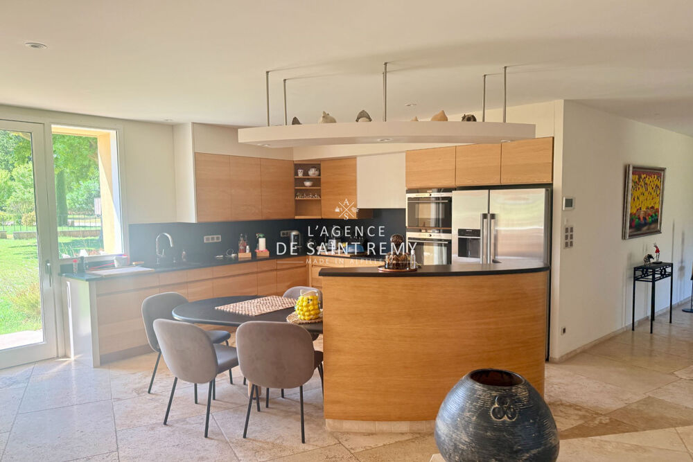 à vendre  Maison Saint-Rémy-de-Provence (13210)