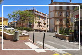  Parking / Garage  vendre 