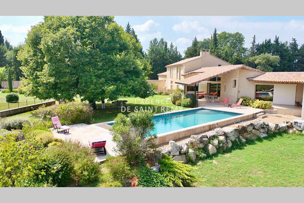 Maison 280 m² · à Saint-Rémy-de-Provence · 280 m² · 1 980 000 €