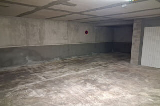  Parking / Garage � vendre 19 m� Cannes