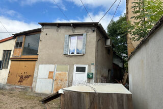  Parking / Garage  vendre 50 m