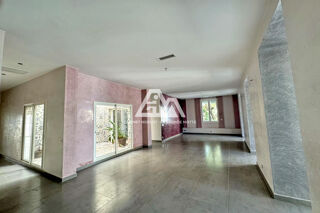  H�tel Particulier � vendre 6 pi�ces 269 m� Montpellier