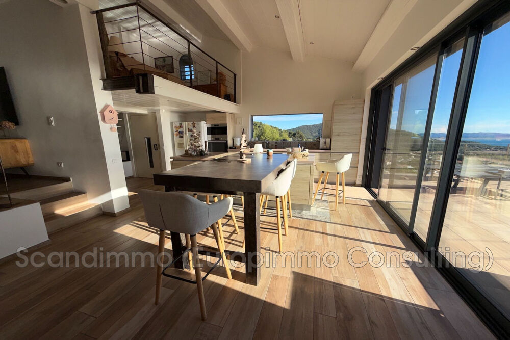 � vendre  Maison Carqueiranne (83320)