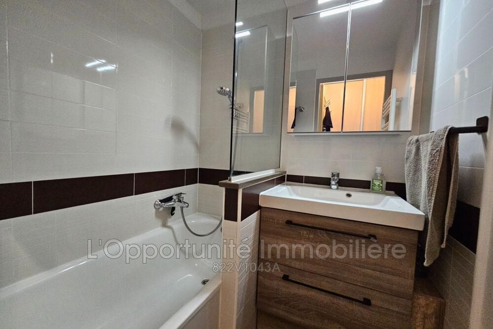 vente Appartement - 2 pièce(s) - 28 m² Saint-Raphaël (83700)